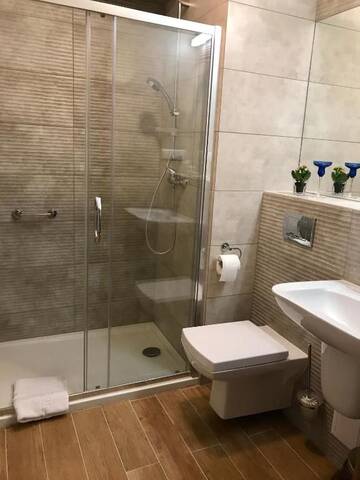 Фото номера Двухместный номер с 1 кроватью Отель Hotel *** NAT Jarosławiec г. Ярославец 14