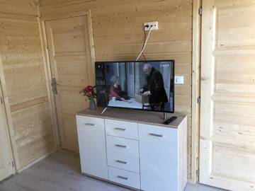 Фото номера Шале с двумя спальнями Лоджи Ośrodek Wczasowy Kuba г. Ярославец 4